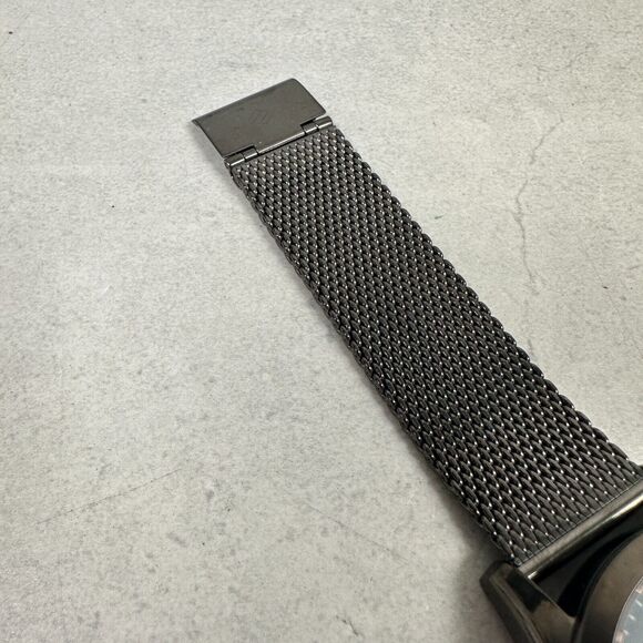 Joseph Abboud Watch Mens 43mm Round Gray Mesh Band Quartz Classic New Battery - Picture 5 of 11